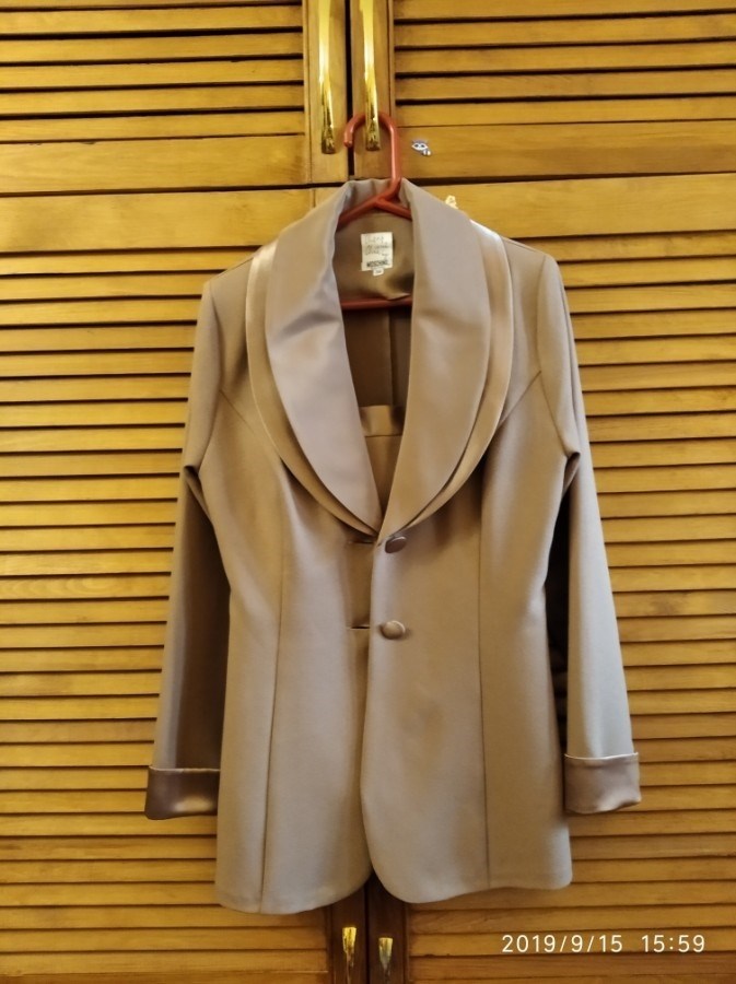 женский костюм, пиджак, рубашка , платье -42-50р
